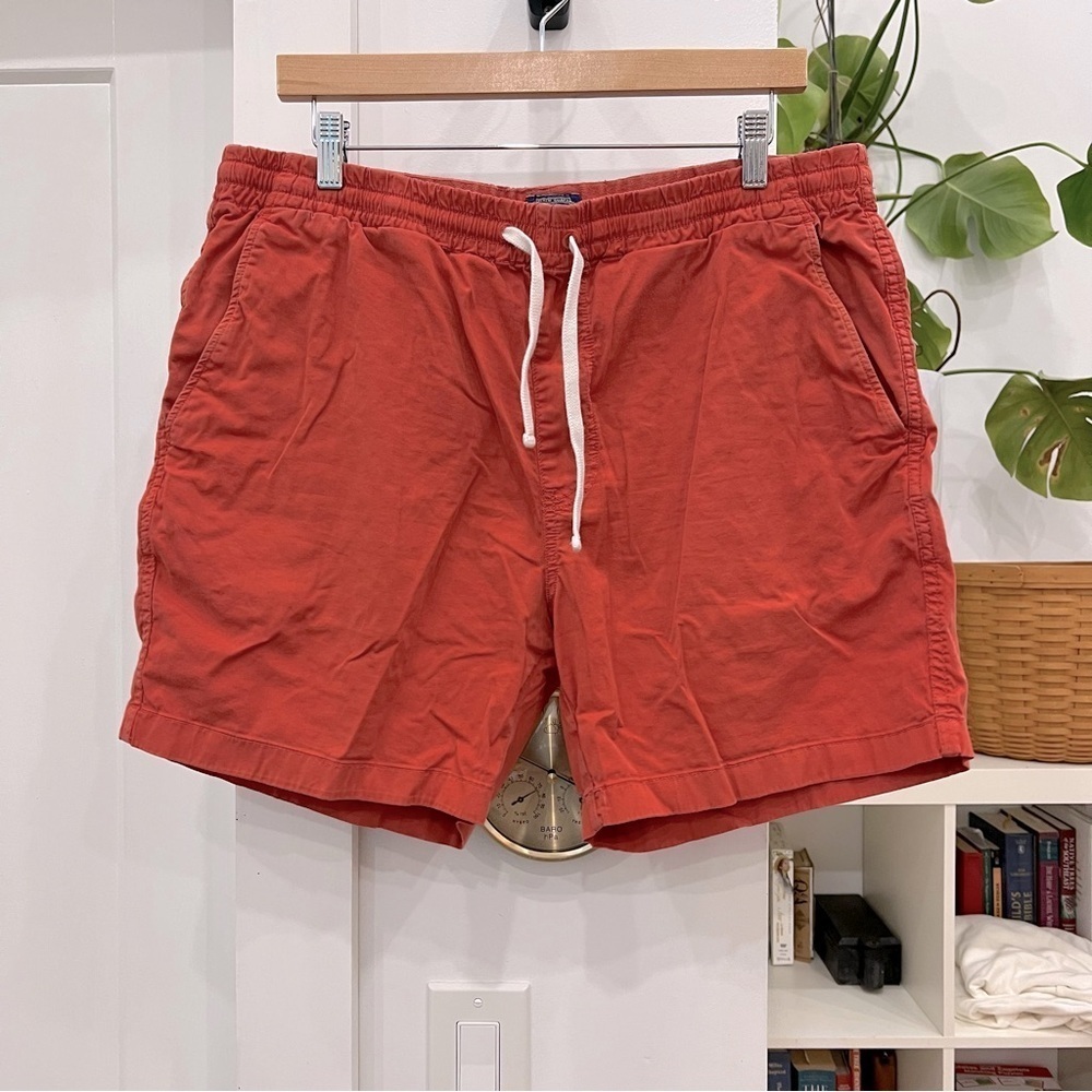 JCrew poppy colored men’s chino shorts